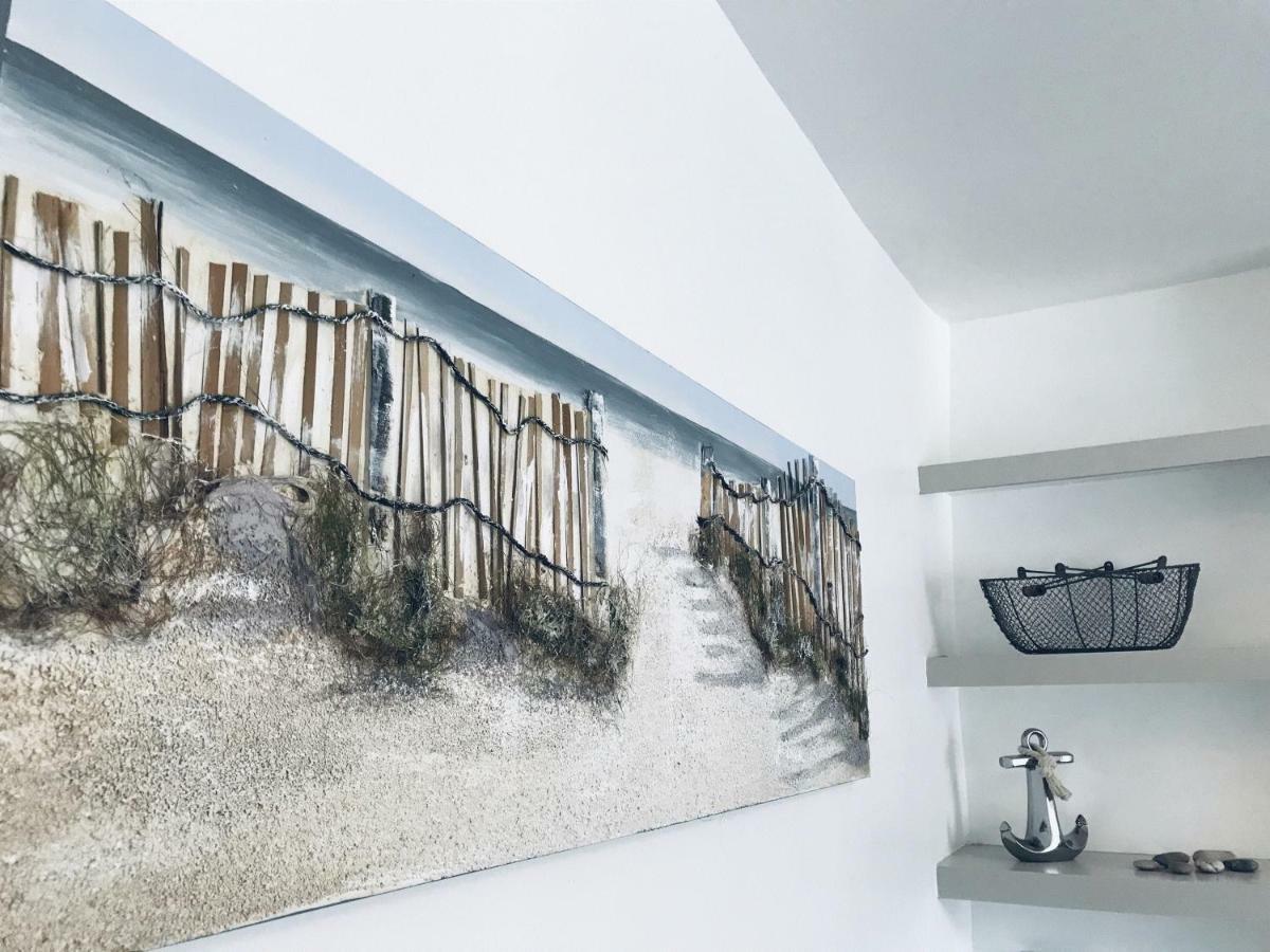 Nancie'S Place - Dartmouth Town Center With Private Parking - A Traditional Georgian Private Duplex Apartment - Beautifully Refurbished - Two Bedrooms, Bathroom, Kitchen And Lounge Diner 外观 照片